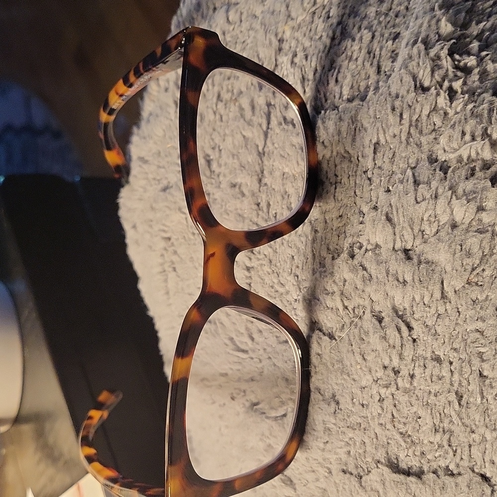 Peepers readers